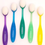 Blending Brush Studiolight A picture of the blending brushes from Studiolight. They are in purple, blue, dark green, light green and Yellow.
